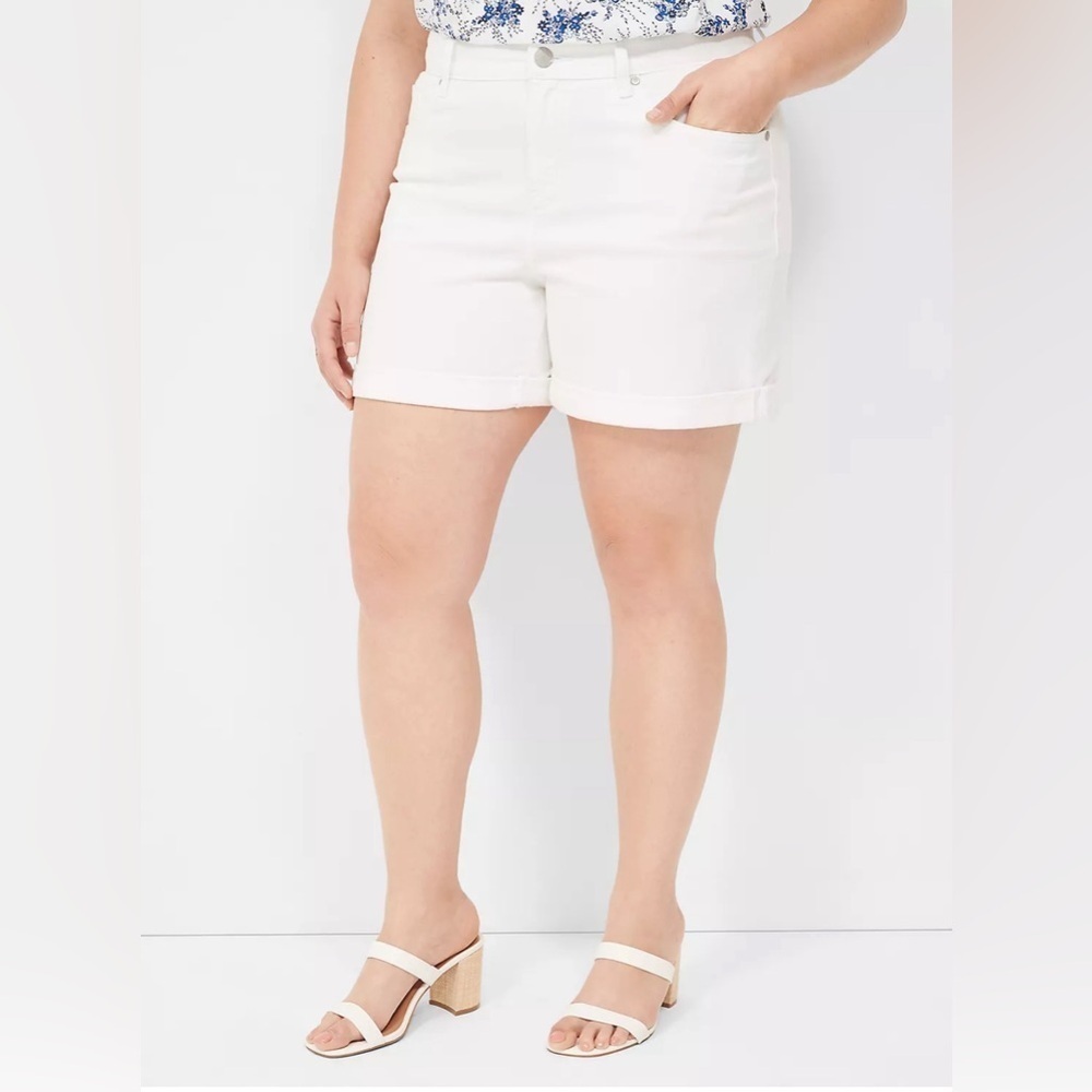 Lane Bryant White Stretch Cotton Twill Walking Shorts Womens Plus 16 Lightweight